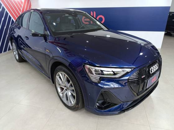 AUDI E-TRON ELÉTRICO SPORTBACK PERFORMANCE BLACK QUATTRO